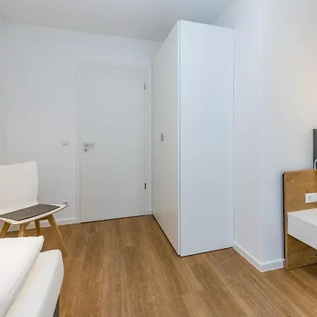 Deichhaeuser Anna Kueste Deichhaeuser Anna Kueste 6-14 Διαμέρισμα *